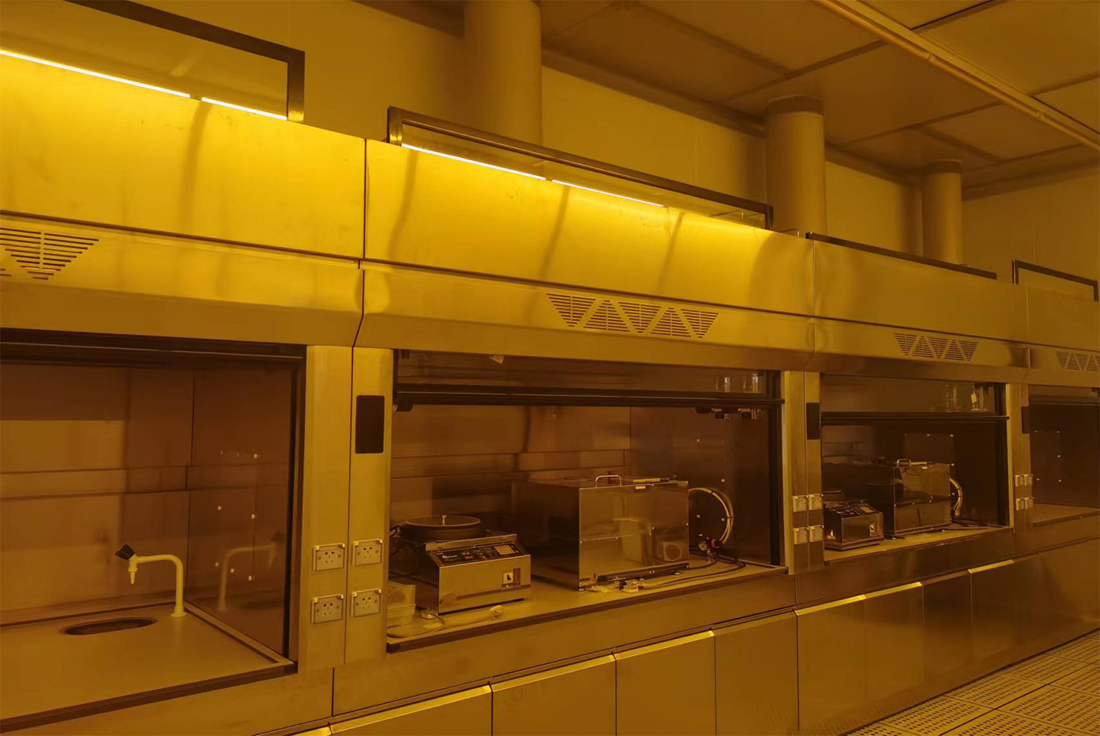 萬級潔凈車間裝修 萬級潔凈車間裝修